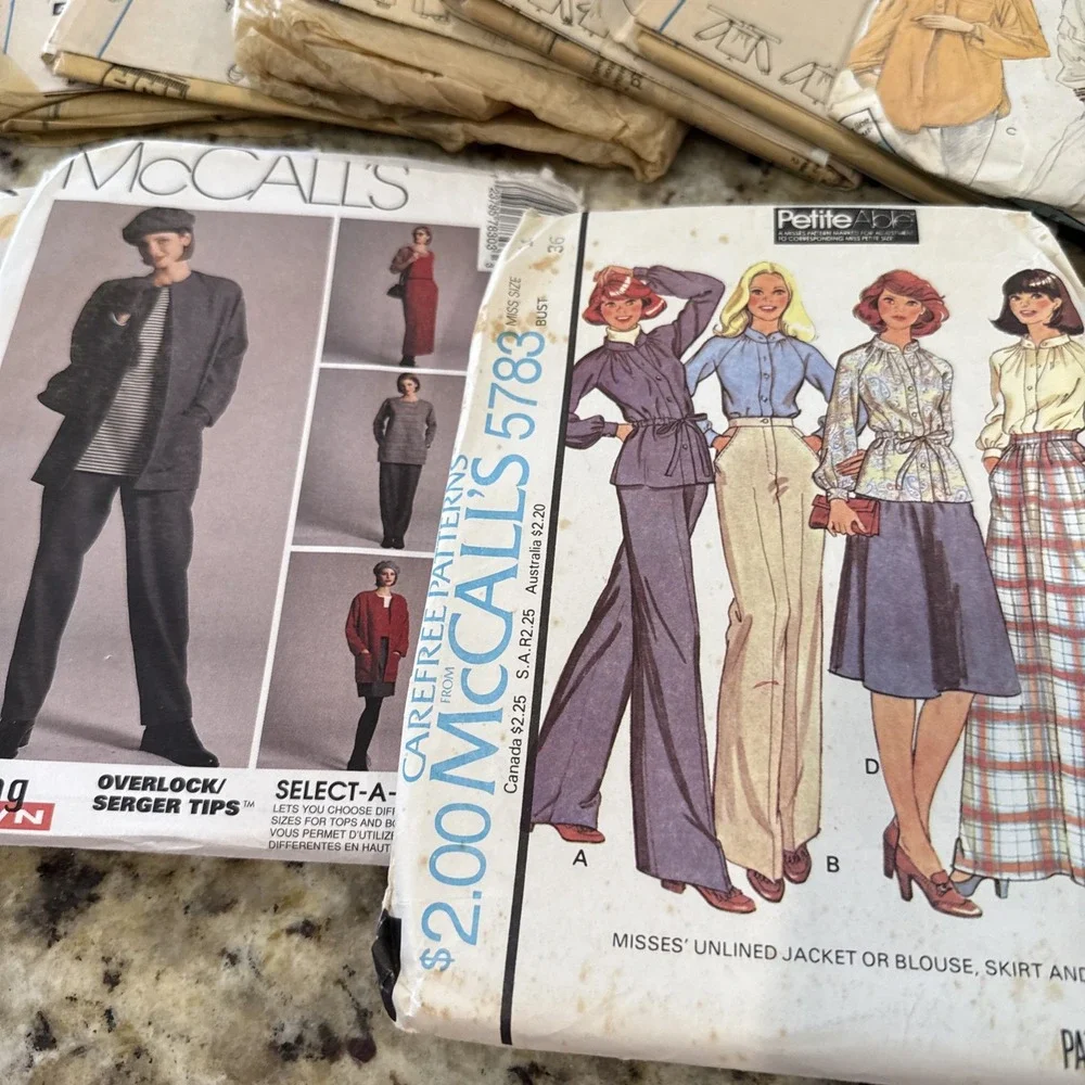 Lot Of 11 3 Are‎ CutVintage. Several  Very Sought After Patterns.  4047